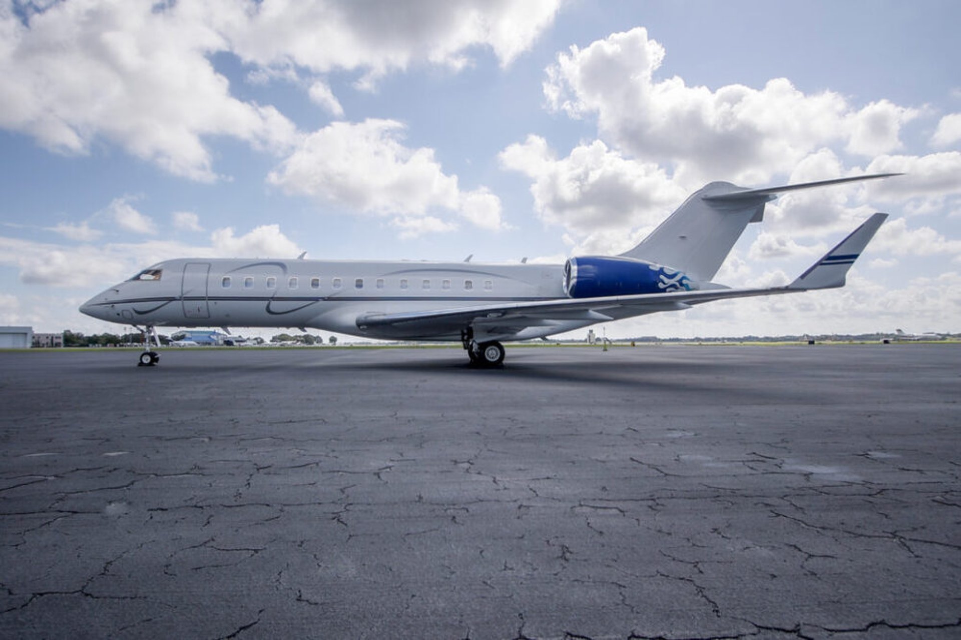 Bombardier BD-700 Global Express