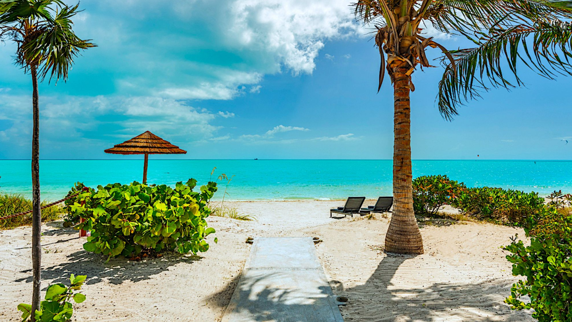 Private Jet Miami to Turks and Caicos - Luxury Island Connection